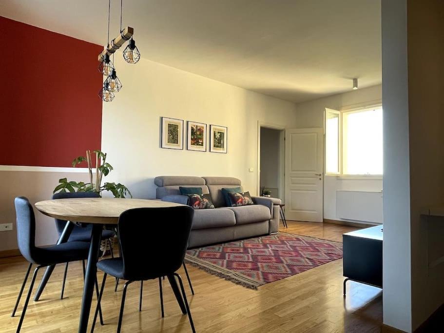 Appartamento Moderno In Tenuta Melloni Anzola dell'Emilia Exteriör bild
