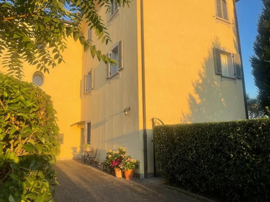 Appartamento Moderno In Tenuta Melloni Anzola dell'Emilia Exteriör bild